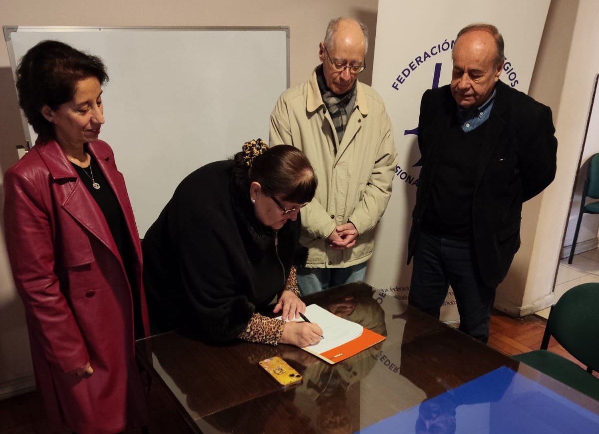 Alianza para defender derechos y rol social de las profesiones