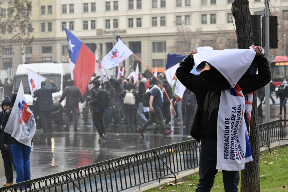 Protestar por la salud pública no es un delito: La represión no es una respuesta