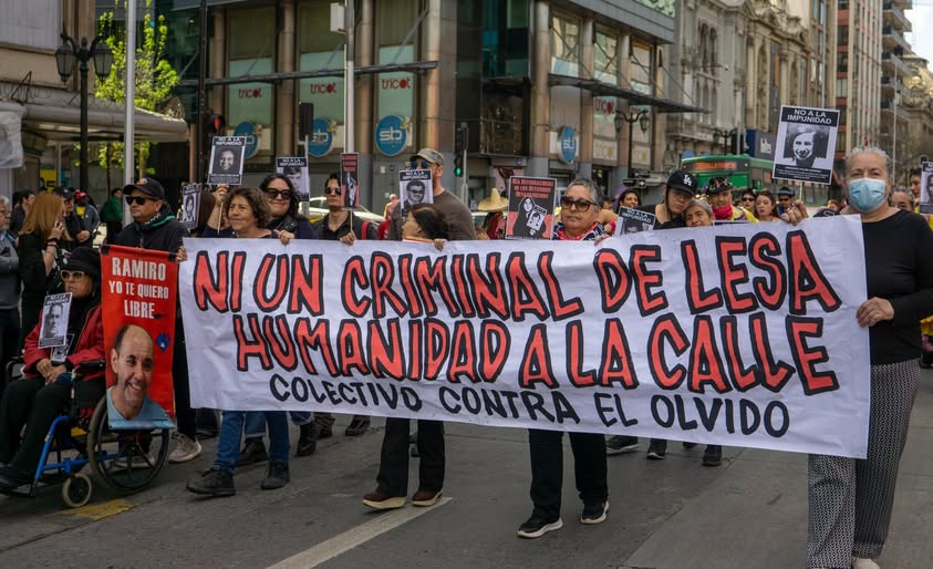 «Ni un criminal de lesa humanidad a la calle». El mensaje que marcó la marcha del 30 de agosto